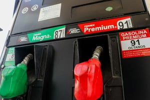 Los estímulos al IEPS en gasolinas, activados por el alza internacional del petróleo, provocaron una pérdida de 11,700 millones de pesos en marzo, informó