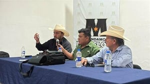 Se tiene una meta estimada de atención de entre 7,000 a 8,000 cabezas de ganado en el municipio.  La Dirección de Fomento Agropecuario de Monclova activó