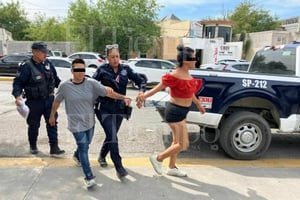 Pelea por presunto robo terminó con intervención policiaca.  Dos mujeres fueron detenidas por elementos de la Policía Preventiva Municipal luego
