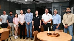 El gobierno municipal de Eagle Pass realizó un encuentro comunitario en el campo de golf de la ciudad para presentar oficialmente a Miguel Rodríguez como nuevo