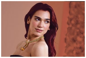 Dua Lipa presentó una demanda contra Samsung por presunto uso indebido de su imagen en productos comerciales.  La cantante británica Dua Lipa interpuso