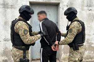 Autoridades de Argentina trasladaron a Fernando Farías Laguna, excontralmirante mexicano, a una cárcel federal mientras avanza investigación por presunto