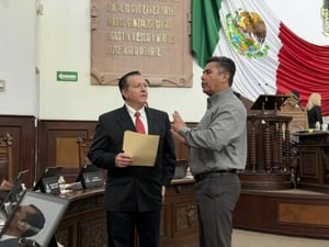 La administración municipal de Piedras Negras analizará este miércoles la solicitud de licencia temporal presentada por el síndico de minoría, Guillermo