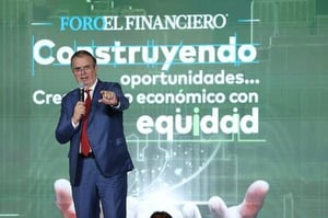 México busca reducir la incertidumbre comercial en la revisión del T-MEC con Estados Unidos y evitar una renegociación total del acuerdo, según Marcelo Ebrard.
