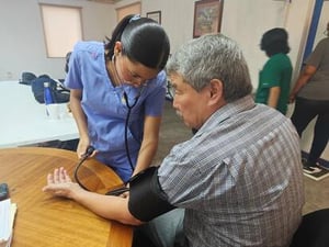 La atención se brinda de 08:00 a 18:00 horas.  Torreón, Coahuila. A 14 de mayo de 2026. La Dirección de Salud Pública Municipal de Torreón cuenta con atención