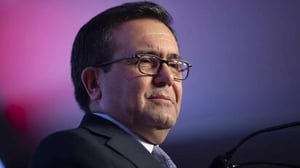 El exsecretario Ildefonso Guajardo advirtió que el control de precios en combustibles podría provocar escasez, afectar inversiones y generar tensiones
