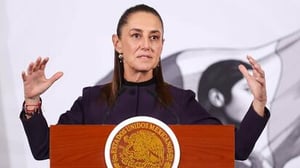 La presidenta de México, Claudia Sheinbaum, informó este lunes que enviará al Congreso de la Unión una iniciativa de reforma constitucional para aplazar