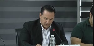 El Cabildo de Torreón aprobó por unanimidad la cancelación de 85 concesiones de Omnibus Fronterizos por incumplimientos legales, fiscales y operativos