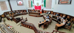 Saltillo, Coahuila, 19 de mayo de 2026.- Los diputados de Morena y del Partido del Trabajo, Antonio Attolini y Antonio Flores, acumularon este martes