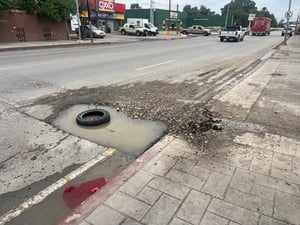 En la ciudad de Piedras Negras, la problemática de los baches continúa siendo una de las principales quejas de automovilistas que diariamente transitan