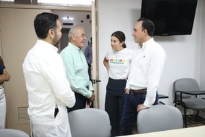 Supervisan Manolo y Paola las obras del Centro Estatal de Salud Mental Sureste, que desde hace 20 años no se rehabilitaba.  Saltillo, Coahuila de Zaragoza;