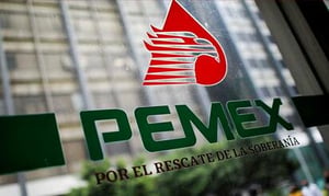Moody’s confirmó la evaluación crediticia de Pemex al mantener su calificación B1, respaldada por apoyo del gobierno mexicano y desafíos financieros