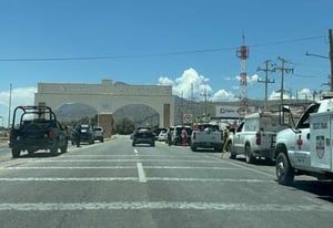 Personal especializado trabajó en la atención de la contingencia con el objetivo de reducir el tiempo de afectación.  La Comisión Federal de Electricidad