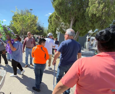 Operativo municipal afecta a vendedores ambulantes en Panteón de Villa de Fuente