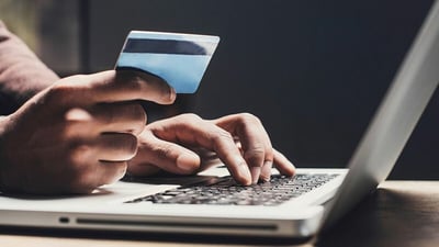 Jóvenes de Monclova enfrentan el creciente estrés financiero 