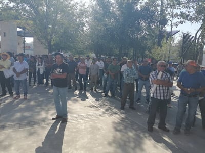 Grupo de exobreros de AHMSA harán caminata de protesta a Saltillo