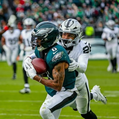 Philadelphia Eagles Vence 31-0 a Raiders con Gran Exhibición