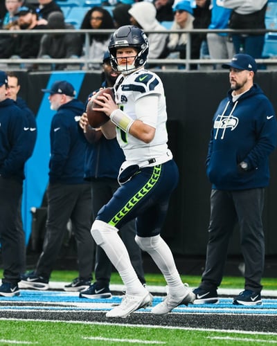 Victoria clave de Seahawks sobre Panthers en la recta final de la NFC