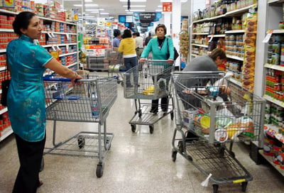 Confianza del consumidor en México cae al cierre del año, reporta Inegi