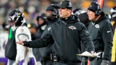 Baltimore Ravens despide al entrenador John Harbaugh tras 18 temporadas