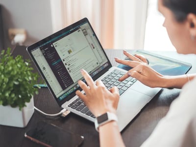 El cansancio mental crece por la hiperconectividad laboral