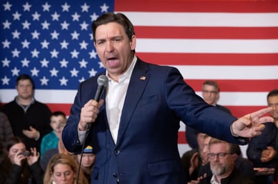 DeSantis destaca política migratoria en discurso del Estado de Florida