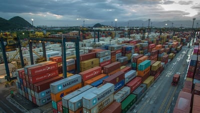 Exportaciones de México crecen 7.6% en 2025 pese a tensiones con EE.UU.