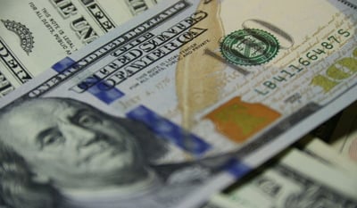 Endurecimiento migratorio de Trump reduce remesas a 4.5 millones de familias