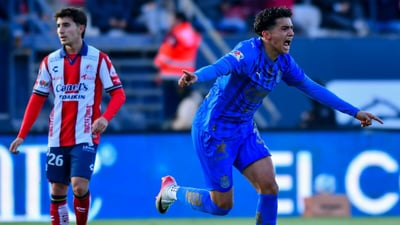 Triunfo 3-2 de Chivas le permite mantener paso perfecto en Liga MX