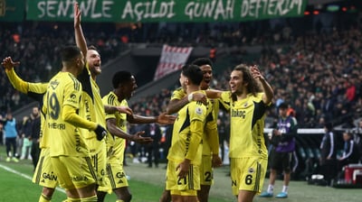 Fenerbahçe gana 2-0 con Edson Álvarez en su regreso a las canchas