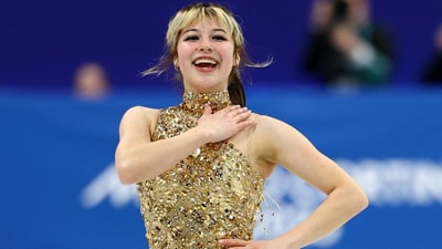 La estadounidense Alysa Liu conquista el oro en patinaje artístico femenil