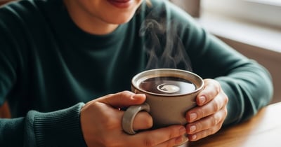 Incluso sin cafeína: cuál es el secreto detrás del bienestar que genera la taza de café