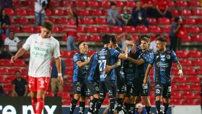 Querétaro derrota 3-1 a Necaxa con doblete de Mateo Coronel en La Corregidora