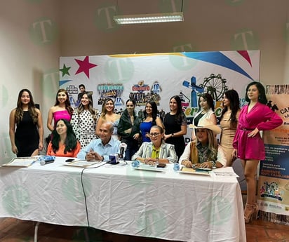 Las candidatas a reina de la ciudad, fueron  12 señoritas de distintas instituciones educativas y empresas