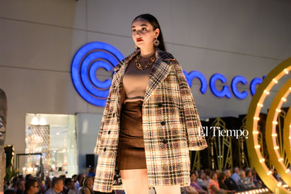 Pasarela Cimaco otoño invierno 2024

Desfile de moda otoño invierno, Cimaco Monclova CIMACOMONCLOVA

Desfile de moda otoño-invierno de la tienda Cimaco en la ciudad de Monclova, Coahuila Paseo Monclova, Monclova Coahuila, México

Paseo Monclova, Monclova, Coahuila, México, Moda, Desfile, Cimaco