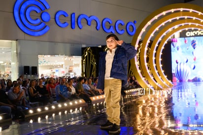 Pasarela Cimaco otoño invierno 2024

Desfile de moda otoño invierno, Cimaco Monclova CIMACOMONCLOVA

Desfile de moda otoño-invierno de la tienda Cimaco en la ciudad de Monclova, Coahuila Paseo Monclova, Monclova Coahuila, México

Paseo Monclova, Monclova, Coahuila, México, Moda, Desfile, Cimaco