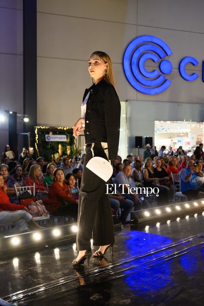 Pasarela Cimaco otoño invierno 2024

Desfile de moda otoño invierno, Cimaco Monclova CIMACOMONCLOVA

Desfile de moda otoño-invierno de la tienda Cimaco en la ciudad de Monclova, Coahuila Paseo Monclova, Monclova Coahuila, México

Paseo Monclova, Monclova, Coahuila, México, Moda, Desfile, Cimaco