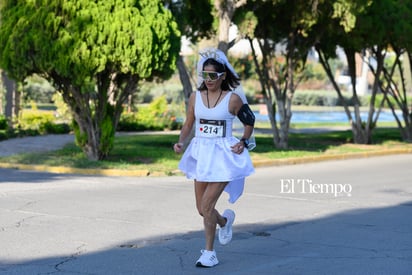 Novia corriendo