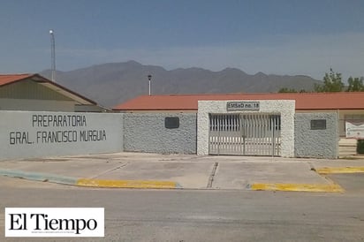 Sin agua alumnos de preparatoria