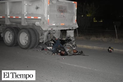 EL EXCESO DE VELOCIDAD  LOS LLEVÓ A LA MUERTE