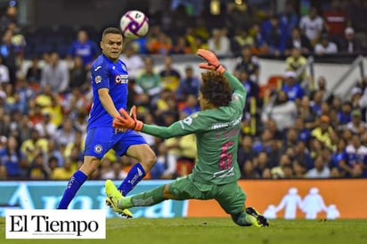 Cruz Azul se agiganta