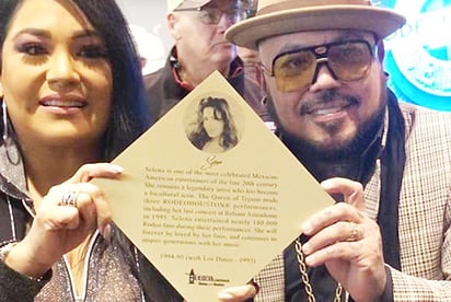 Homenajean a Selena Quintanilla en Rodeo Houston