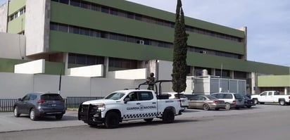 Resguarda Guardia Nacional la Clínica 24 del IMSS-Hospital Covid 19