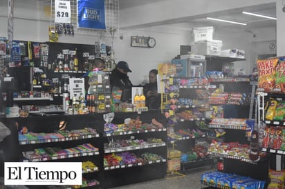 ROBAN EN TIENDA DE CONVENIENCIA