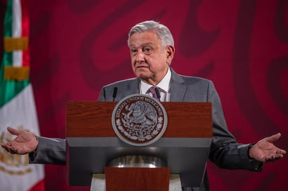 'Hace falta personal médico para enfrentar Fase 3', reconoce AMLO