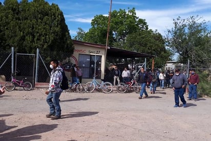 No hay acuerdo aún la Sección 27 abandona a trabajadores