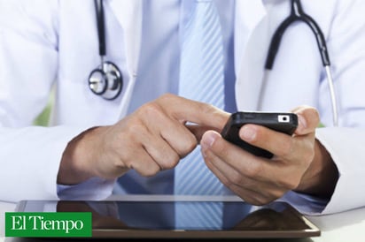 Consultas médicas son por teléfono