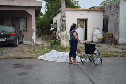 Muere paciente de COVID 19 en la vía pública