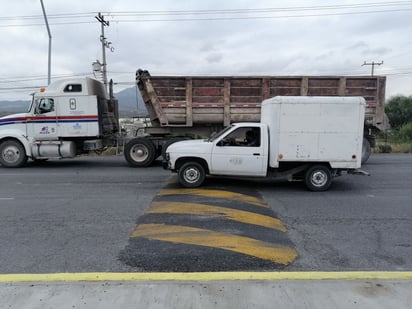 Bordo en Carretera 57 obliga a  conductores ‘bajar’ su velocidad