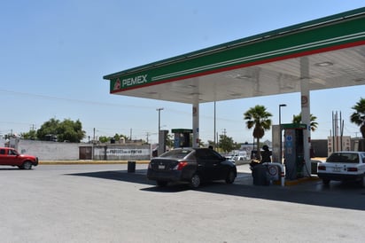 Carga gasolina y no paga